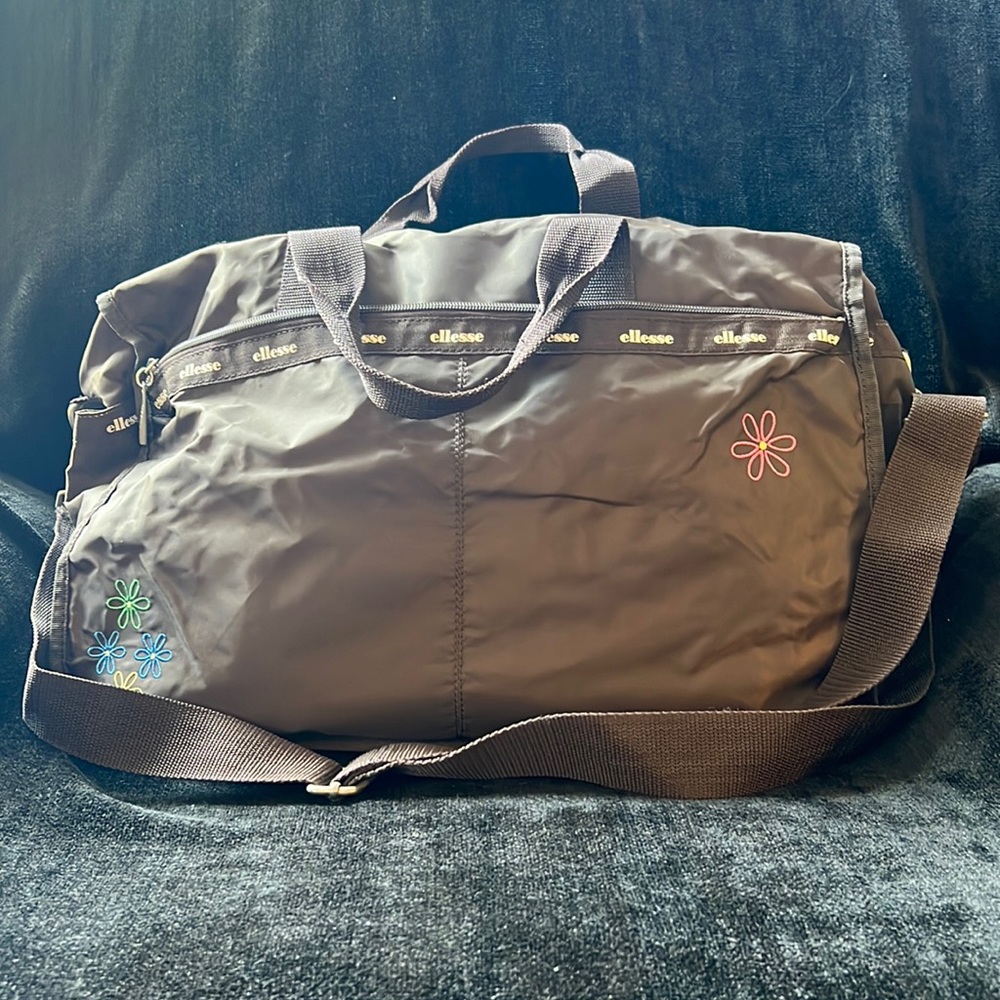 Ellesse weekender bag